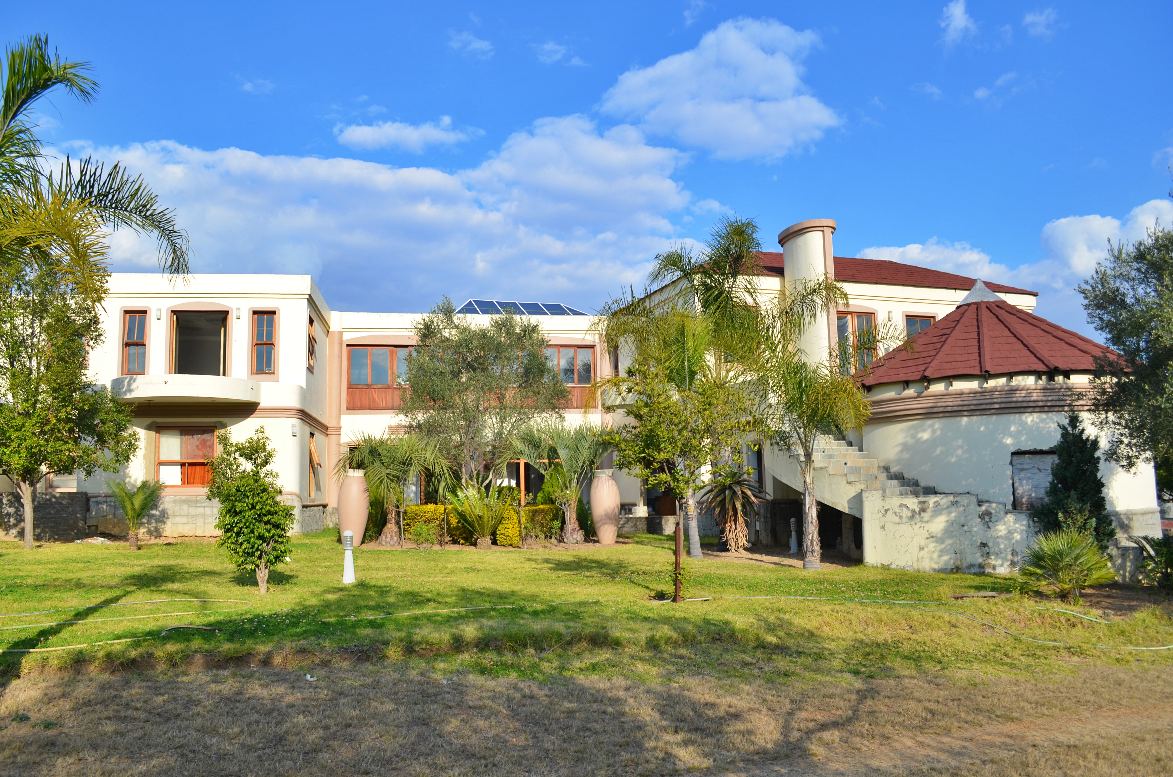 6 Bedroom Property for Sale in Beaulieu Gauteng