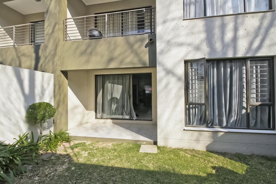 2 Bedroom Property for Sale in Sunninghill Gauteng