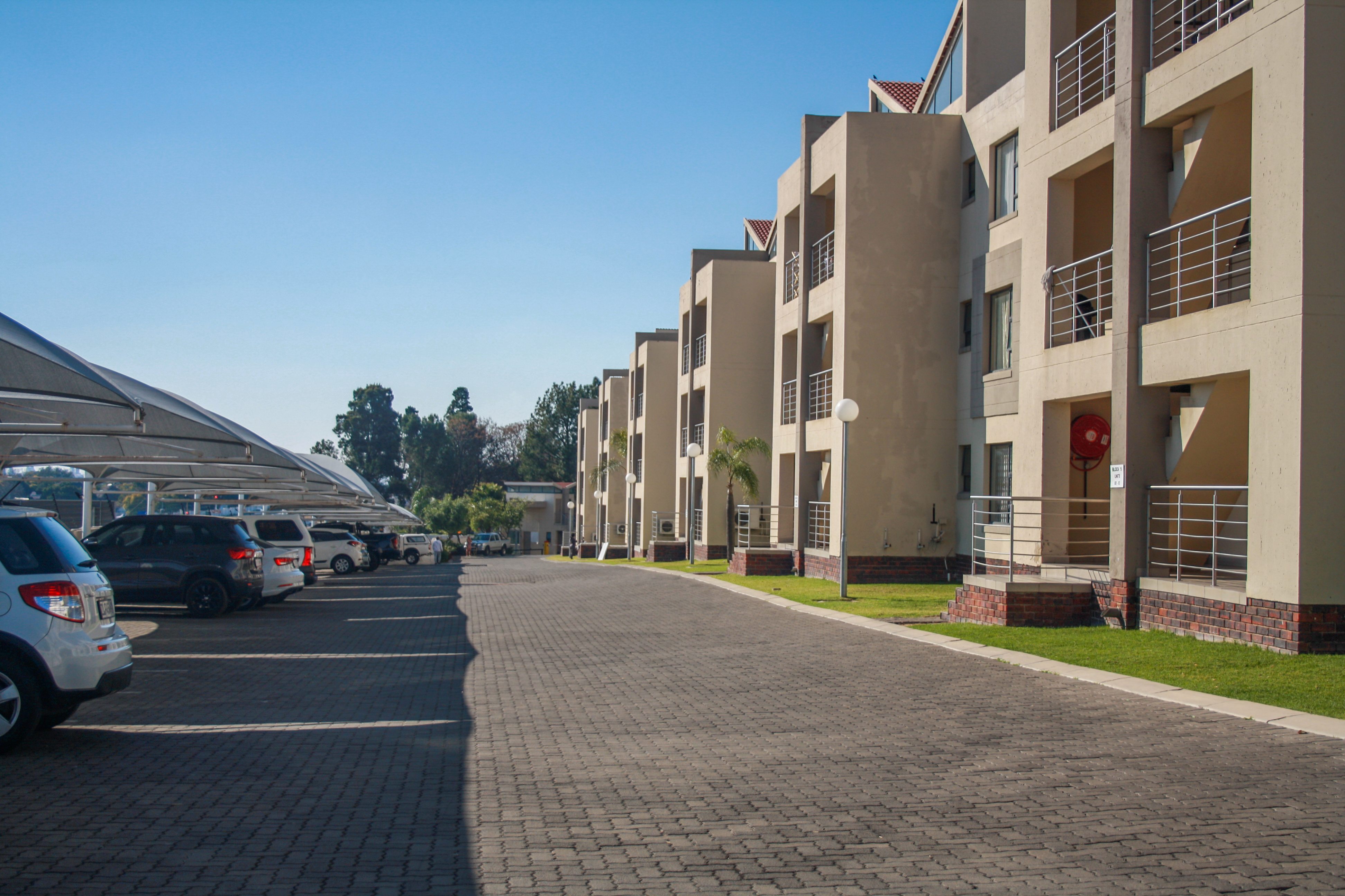 1 Bedroom Property for Sale in Beverley Gauteng