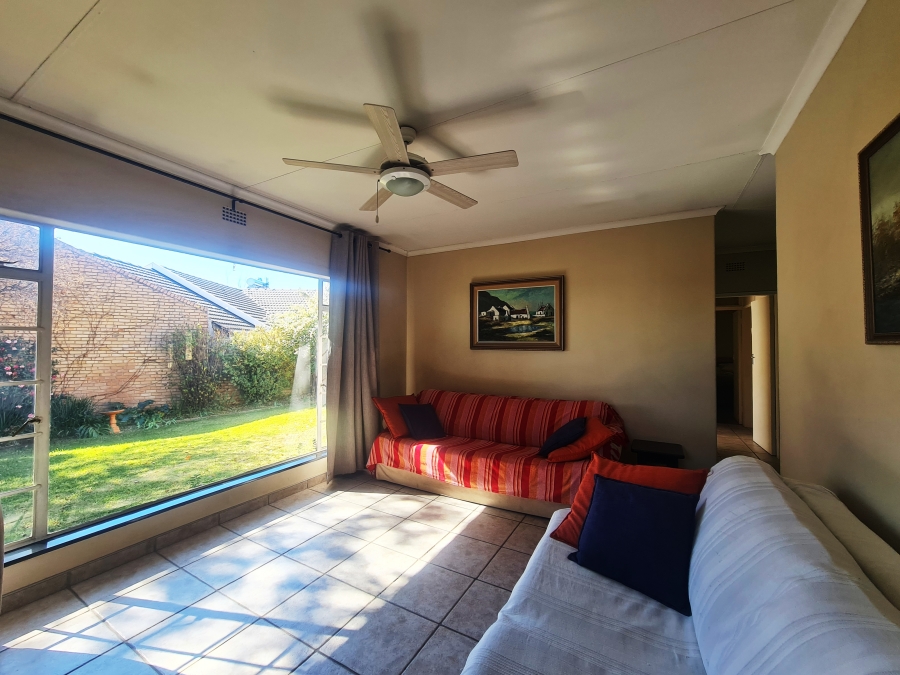 3 Bedroom Property for Sale in Isandovale Gauteng