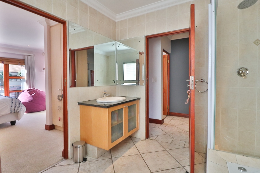 4 Bedroom Property for Sale in Khyber Rock Gauteng