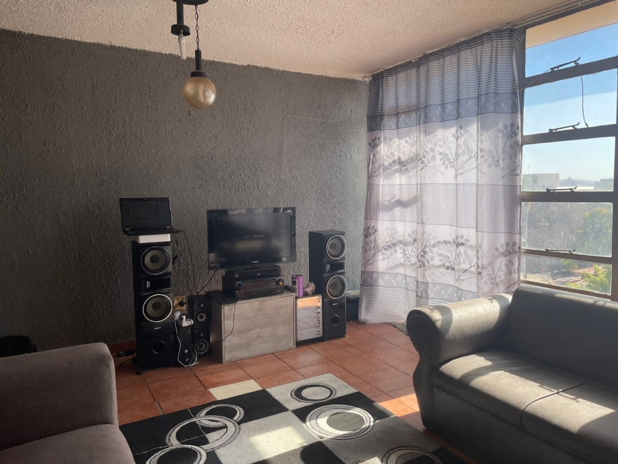 2 Bedroom Property for Sale in Sunnyside Gauteng