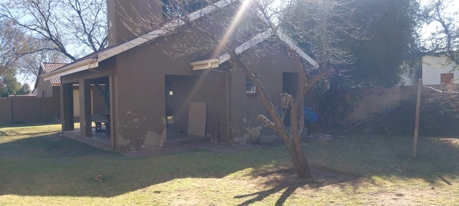 4 Bedroom Property for Sale in Sharon Park Gauteng