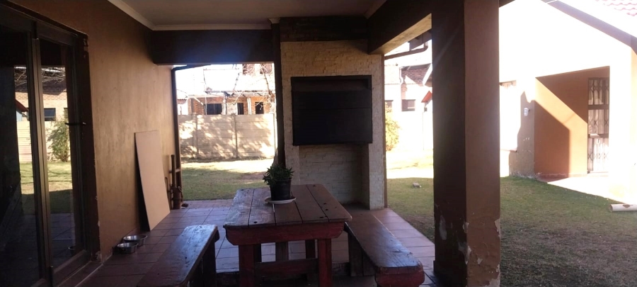 4 Bedroom Property for Sale in Sharon Park Gauteng