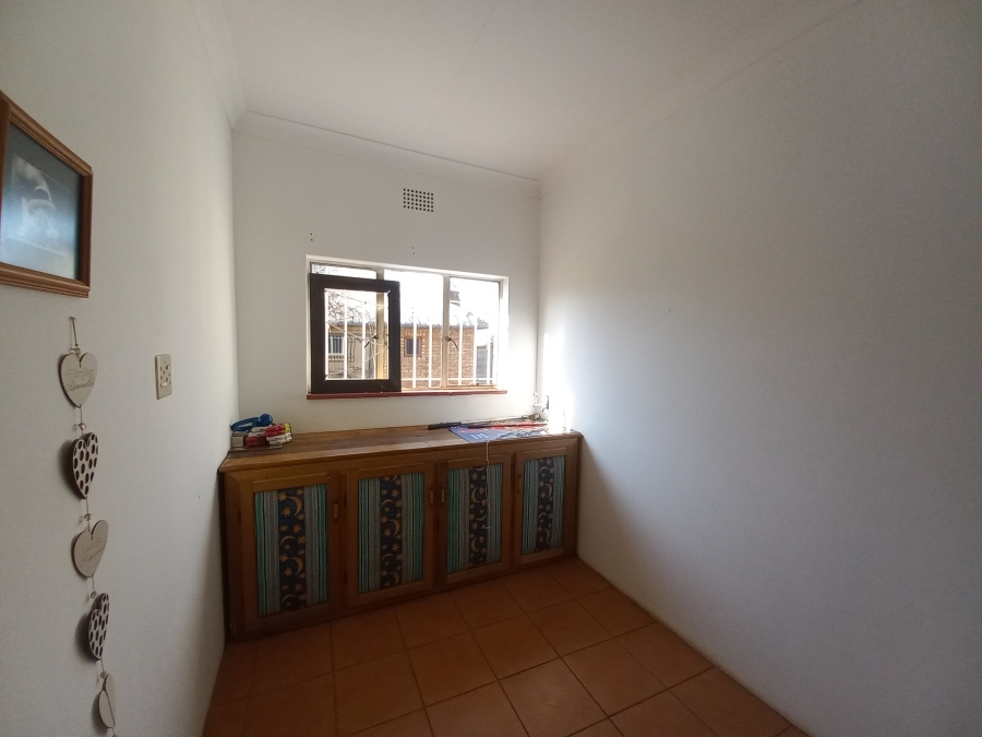 4 Bedroom Property for Sale in Casseldale Gauteng