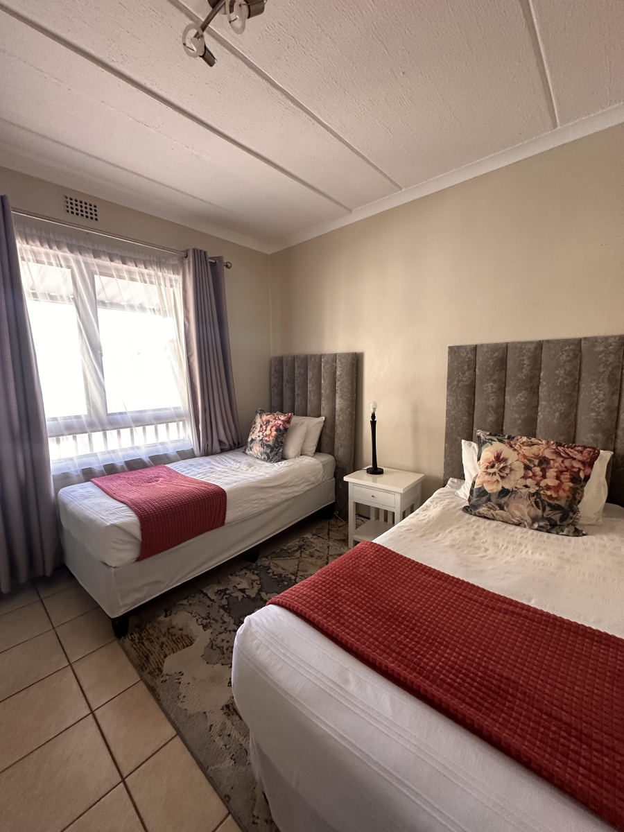 2 Bedroom Property for Sale in Noordwyk Gauteng