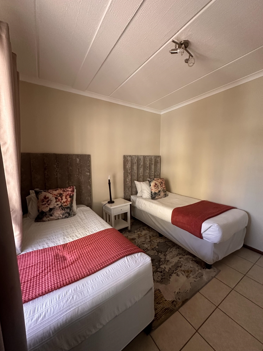 2 Bedroom Property for Sale in Noordwyk Gauteng