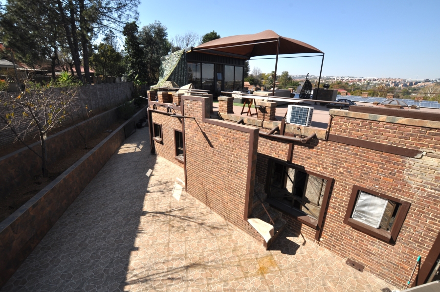 4 Bedroom Property for Sale in Vorna Valley Gauteng