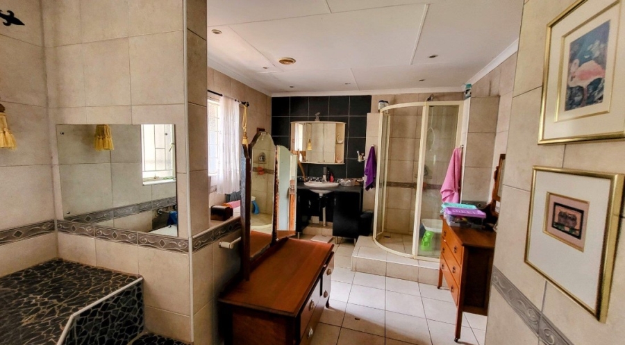 3 Bedroom Property for Sale in Sinoville Gauteng