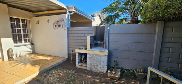 3 Bedroom Property for Sale in Meyersdal Gauteng