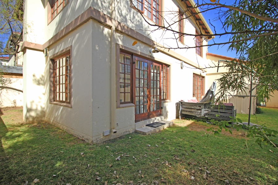 3 Bedroom Property for Sale in Noordwyk Gauteng