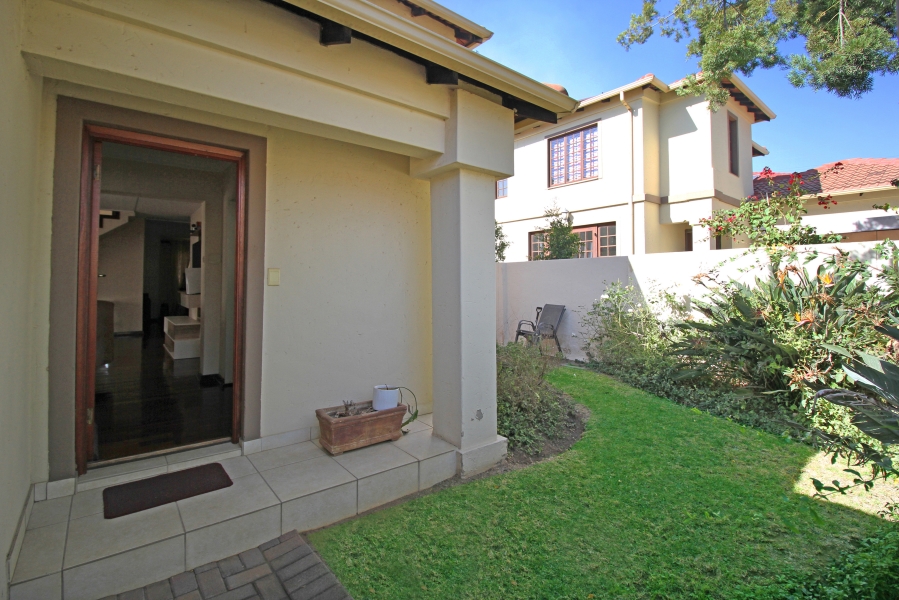 3 Bedroom Property for Sale in Noordwyk Gauteng