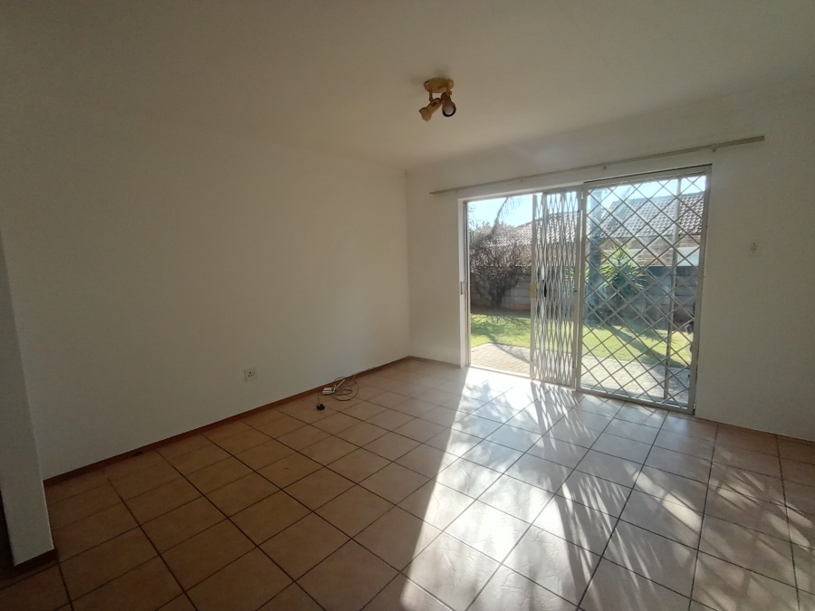 2 Bedroom Property for Sale in Radiokop Gauteng