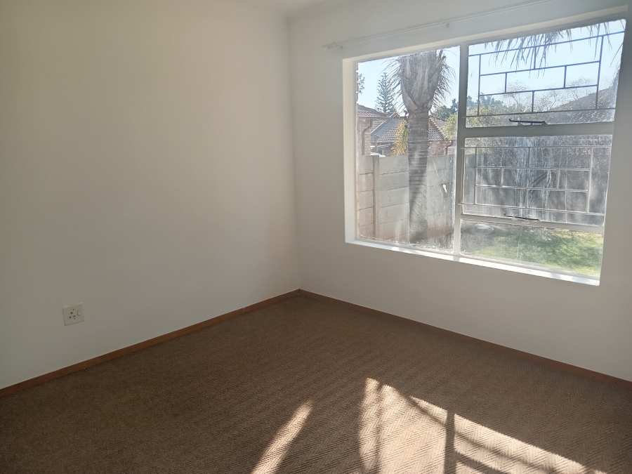 2 Bedroom Property for Sale in Radiokop Gauteng