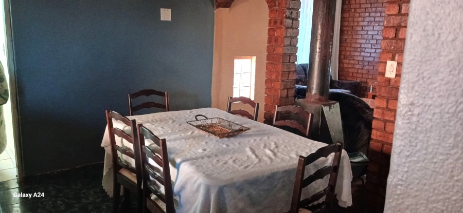 5 Bedroom Property for Sale in Vosloorus Ext 2 Gauteng