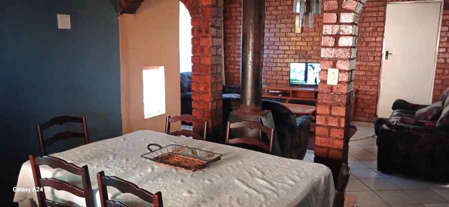 5 Bedroom Property for Sale in Vosloorus Ext 2 Gauteng