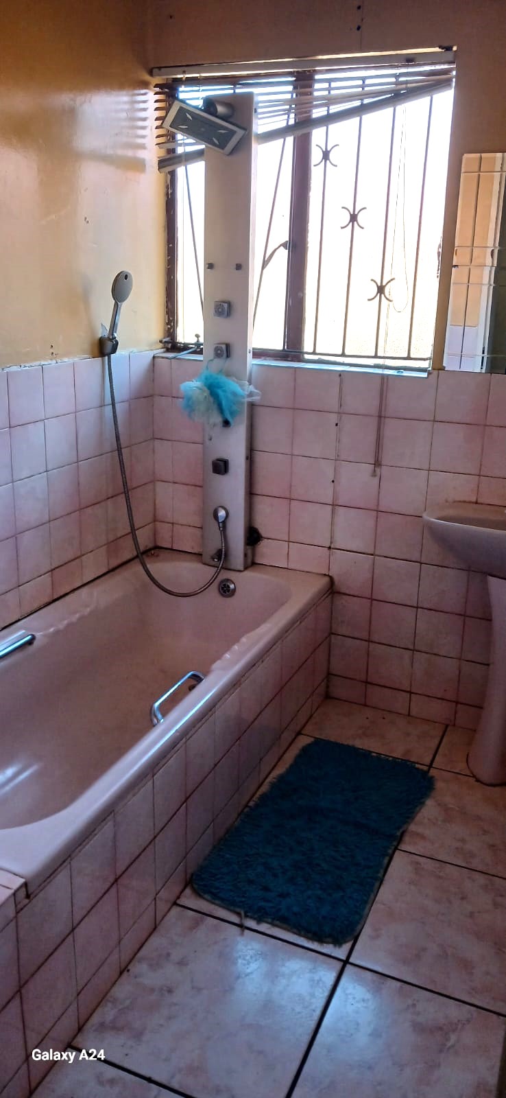 5 Bedroom Property for Sale in Vosloorus Ext 2 Gauteng