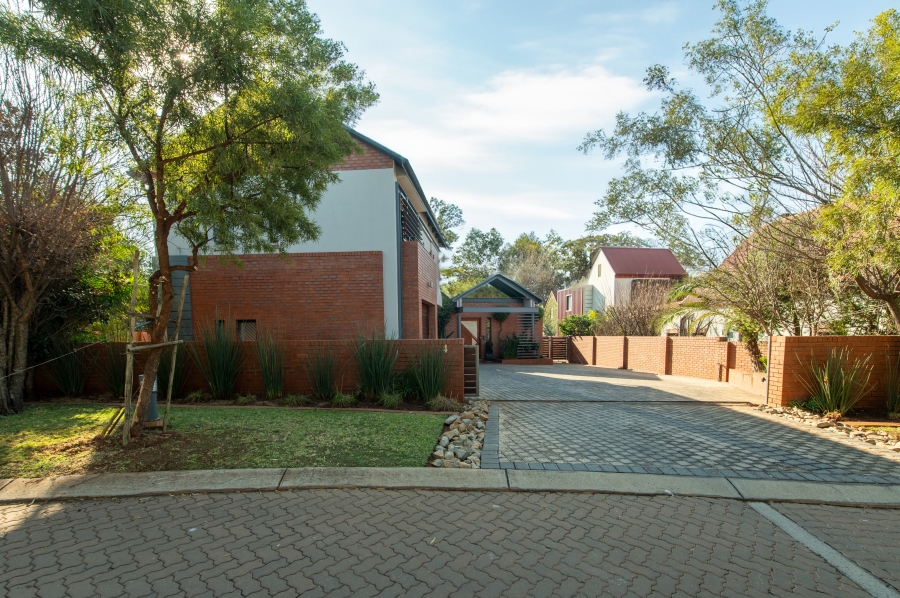 4 Bedroom Property for Sale in Southdowns Estate Gauteng