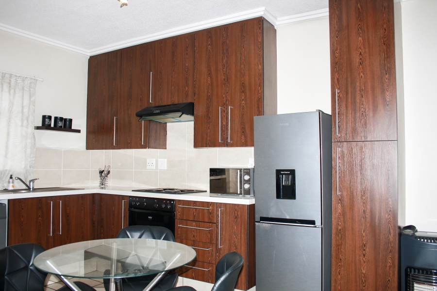 2 Bedroom Property for Sale in Lonehill Gauteng