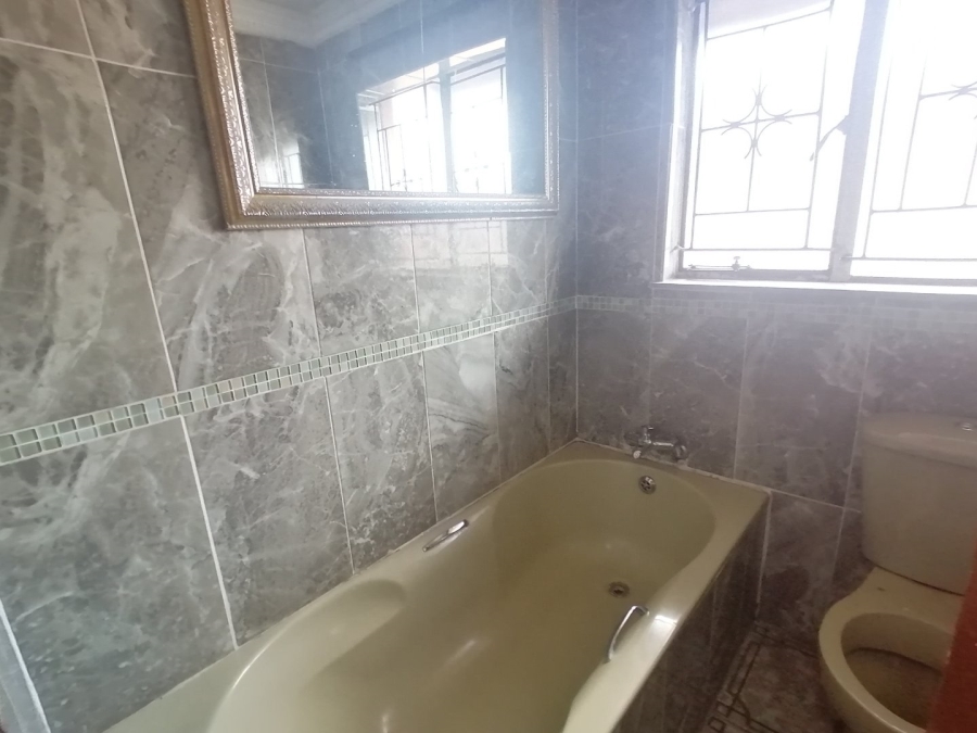 3 Bedroom Property for Sale in Soshanguve M Gauteng