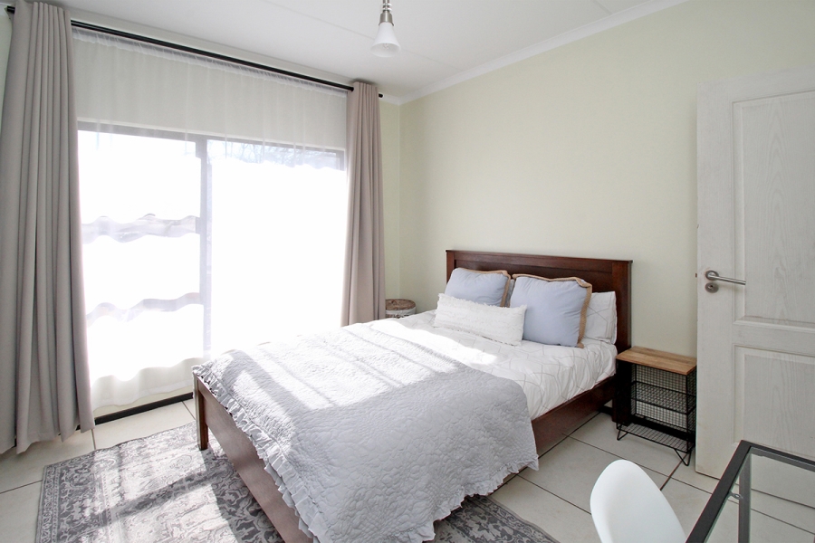 2 Bedroom Property for Sale in Greenstone Hill Gauteng