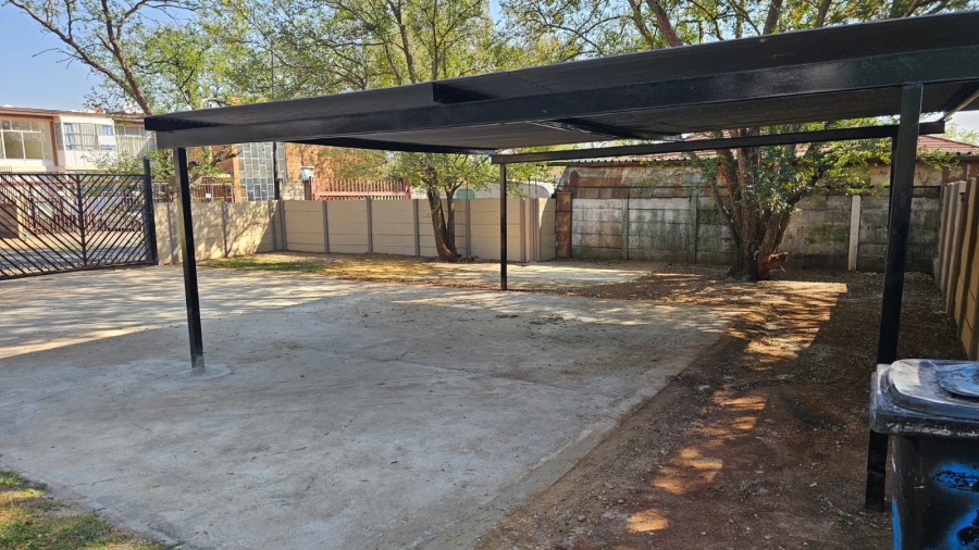 To Let 2 Bedroom Property for Rent in Brakpan Central Gauteng