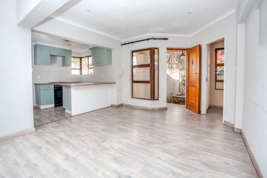 2 Bedroom Property for Sale in Bryanston Gauteng