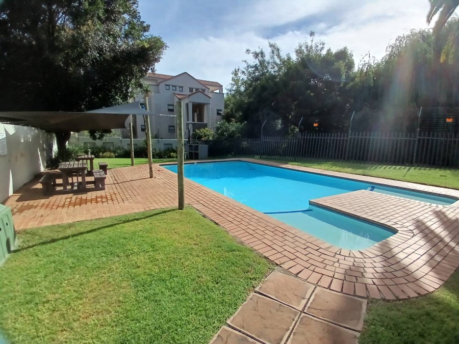 2 Bedroom Property for Sale in Paulshof Gauteng