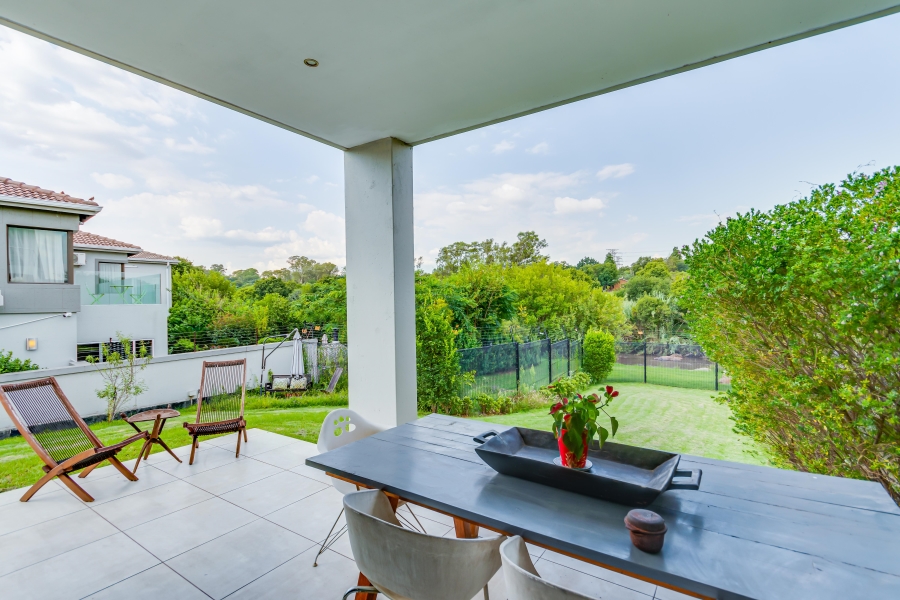 3 Bedroom Property for Sale in Lonehill Gauteng