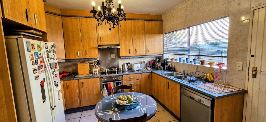 3 Bedroom Property for Sale in Three Rivers Proper Gauteng