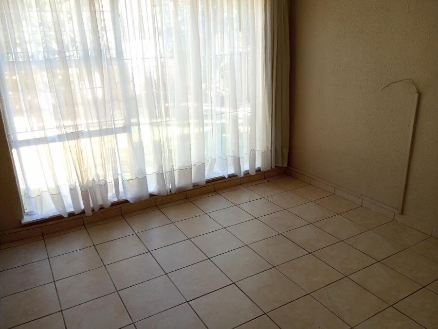 5 Bedroom Property for Sale in Randhart Gauteng