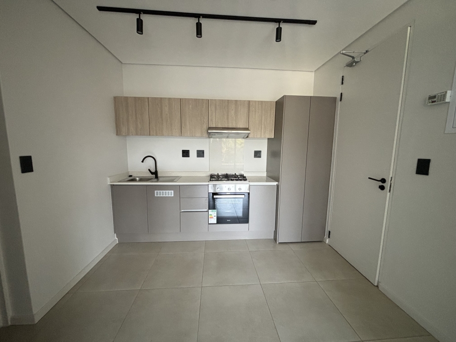 1 Bedroom Property for Sale in Waverley Gauteng