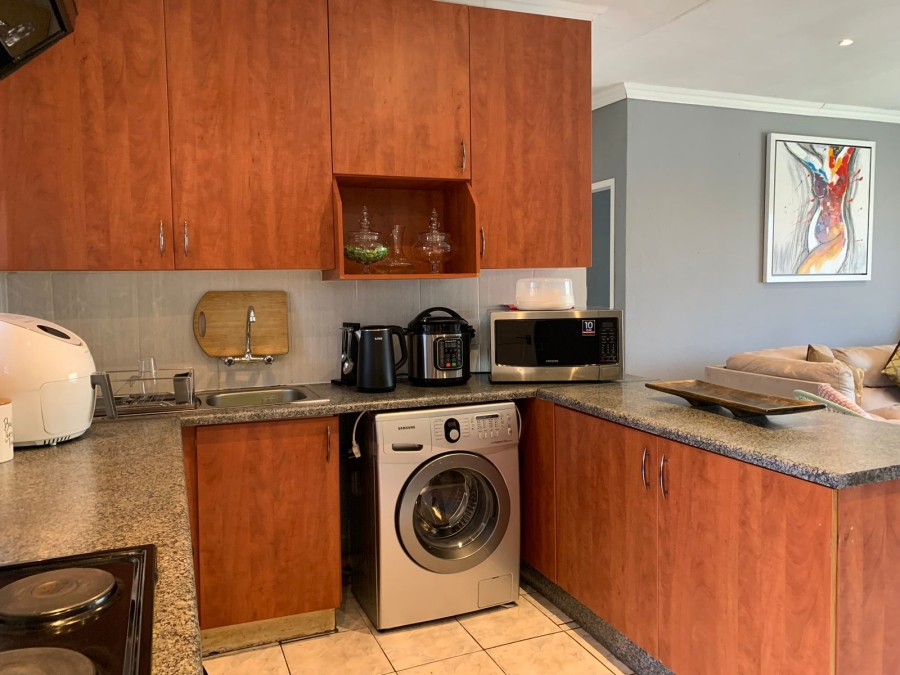 2 Bedroom Property for Sale in Norkem Park Gauteng