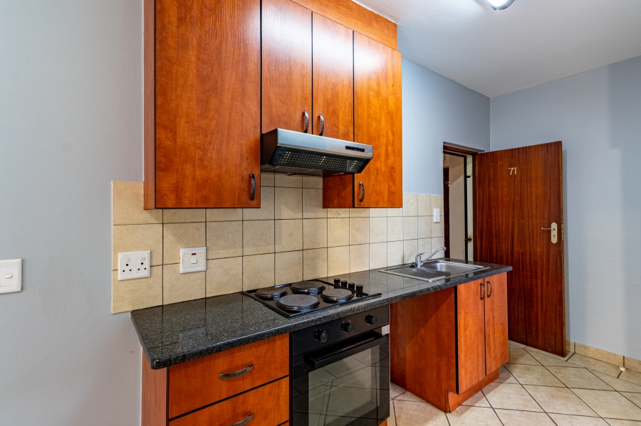 1 Bedroom Property for Sale in Oukraal Estate Gauteng