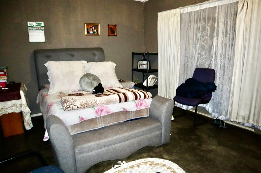 5 Bedroom Property for Sale in Vosloorus Gauteng