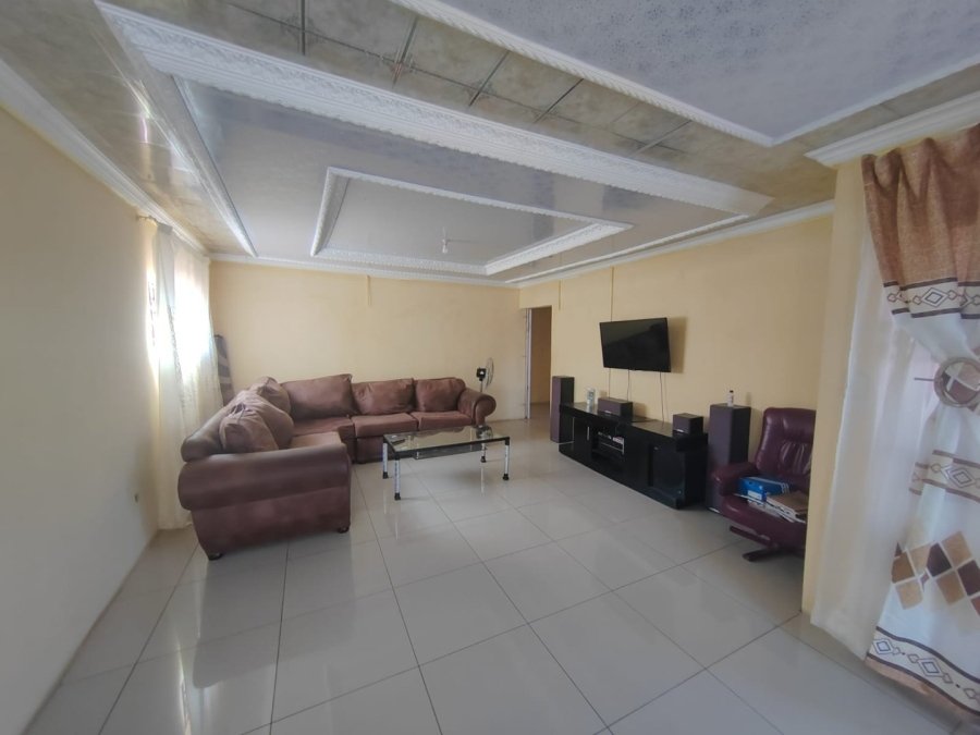 5 Bedroom Property for Sale in Soshanguve S Gauteng