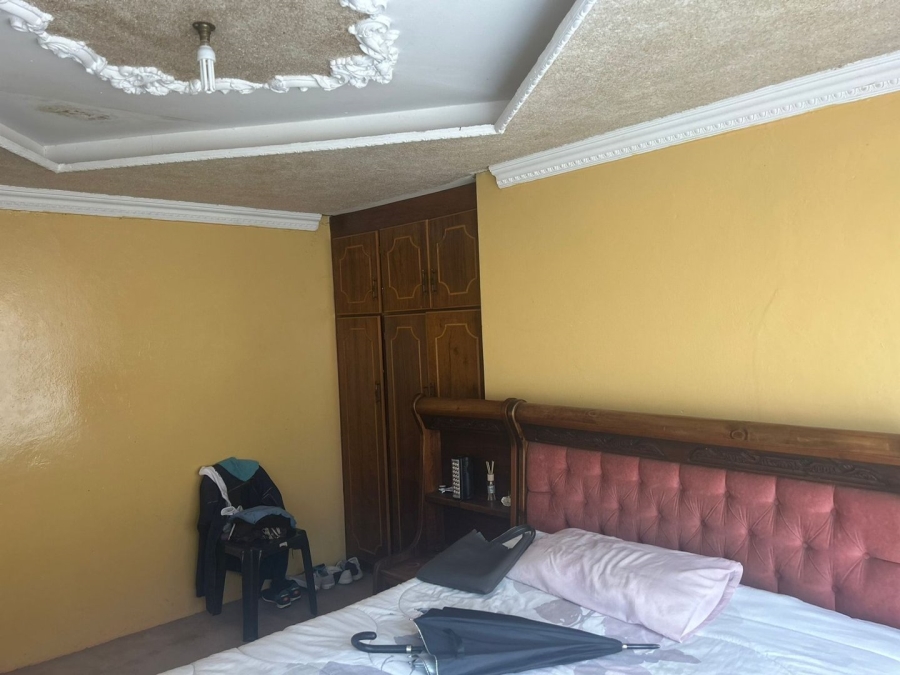 4 Bedroom Property for Sale in Soshanguve DD Gauteng