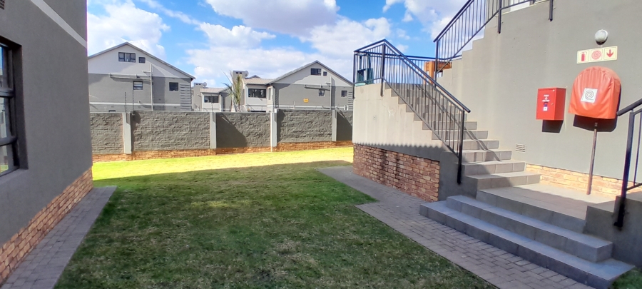 3 Bedroom Property for Sale in Norton Park Gauteng