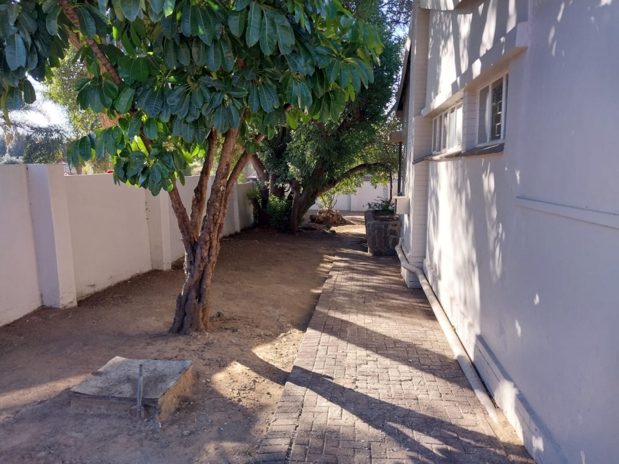 5 Bedroom Property for Sale in Capital Park Gauteng