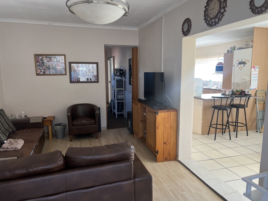 5 Bedroom Property for Sale in Kempton Park Ext 2 Gauteng