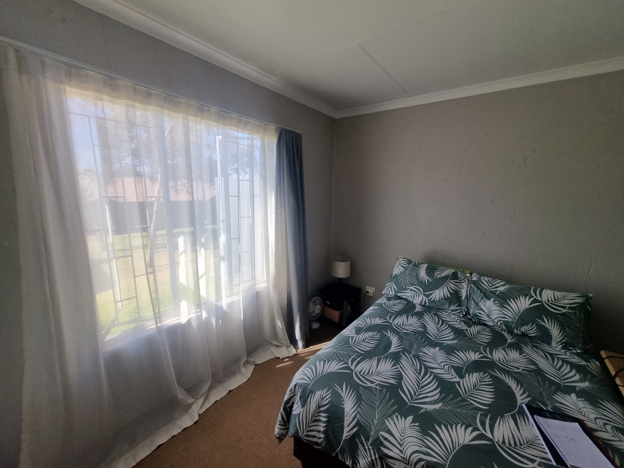 2 Bedroom Property for Sale in Greenstone Hill Gauteng