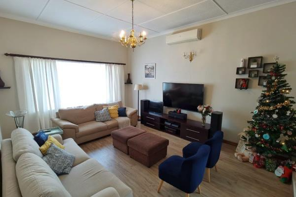 4 Bedroom Property for Sale in Dawnview Gauteng