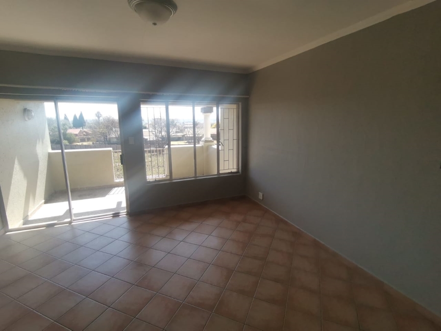 2 Bedroom Property for Sale in Dalpark Gauteng