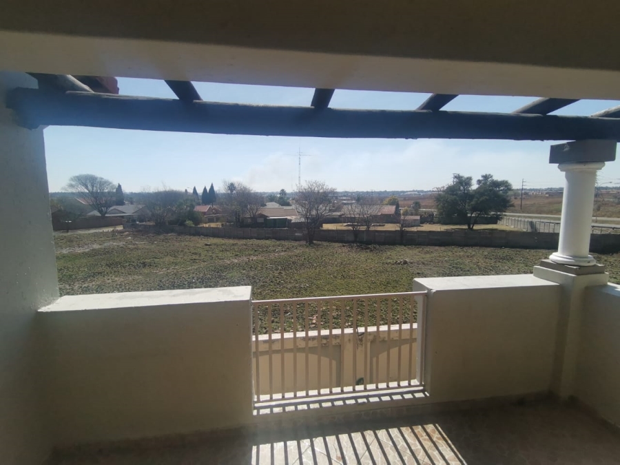 2 Bedroom Property for Sale in Dalpark Gauteng