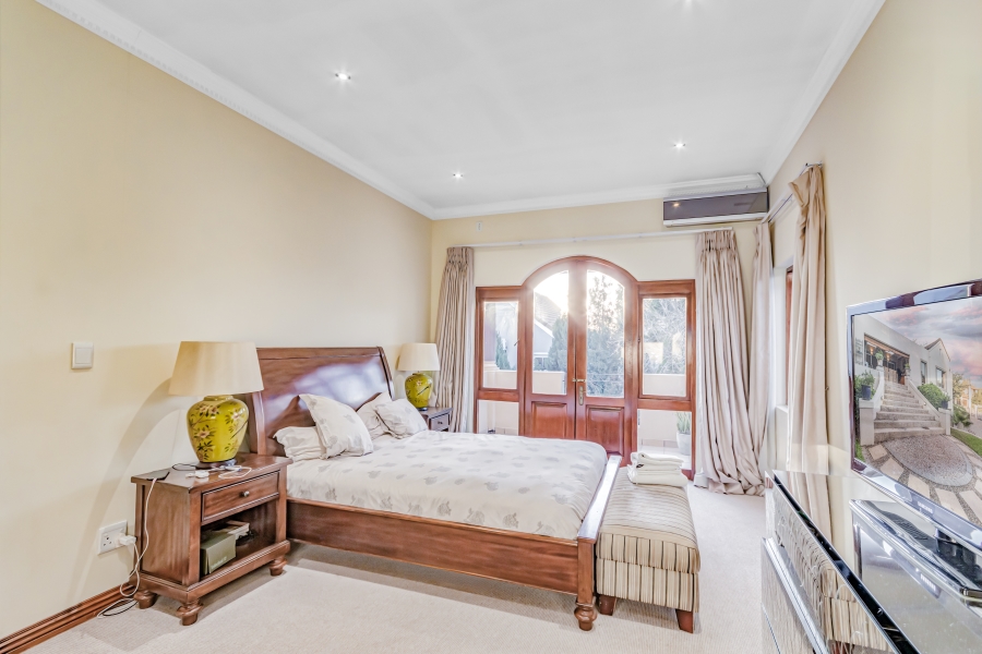 4 Bedroom Property for Sale in Broadacres Gauteng