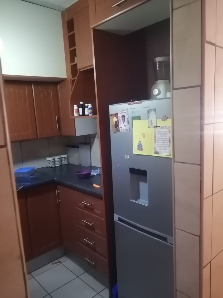 2 Bedroom Property for Sale in Pretoria West Gauteng