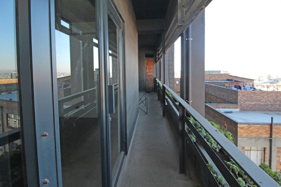 1 Bedroom Property for Sale in Maboneng Gauteng