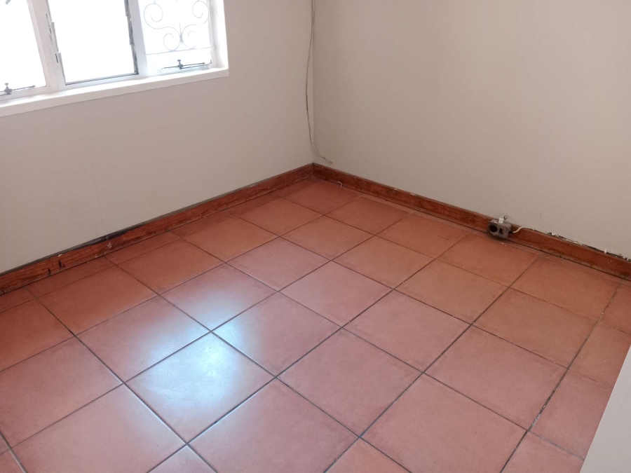 3 Bedroom Property for Sale in Mountain View Gauteng