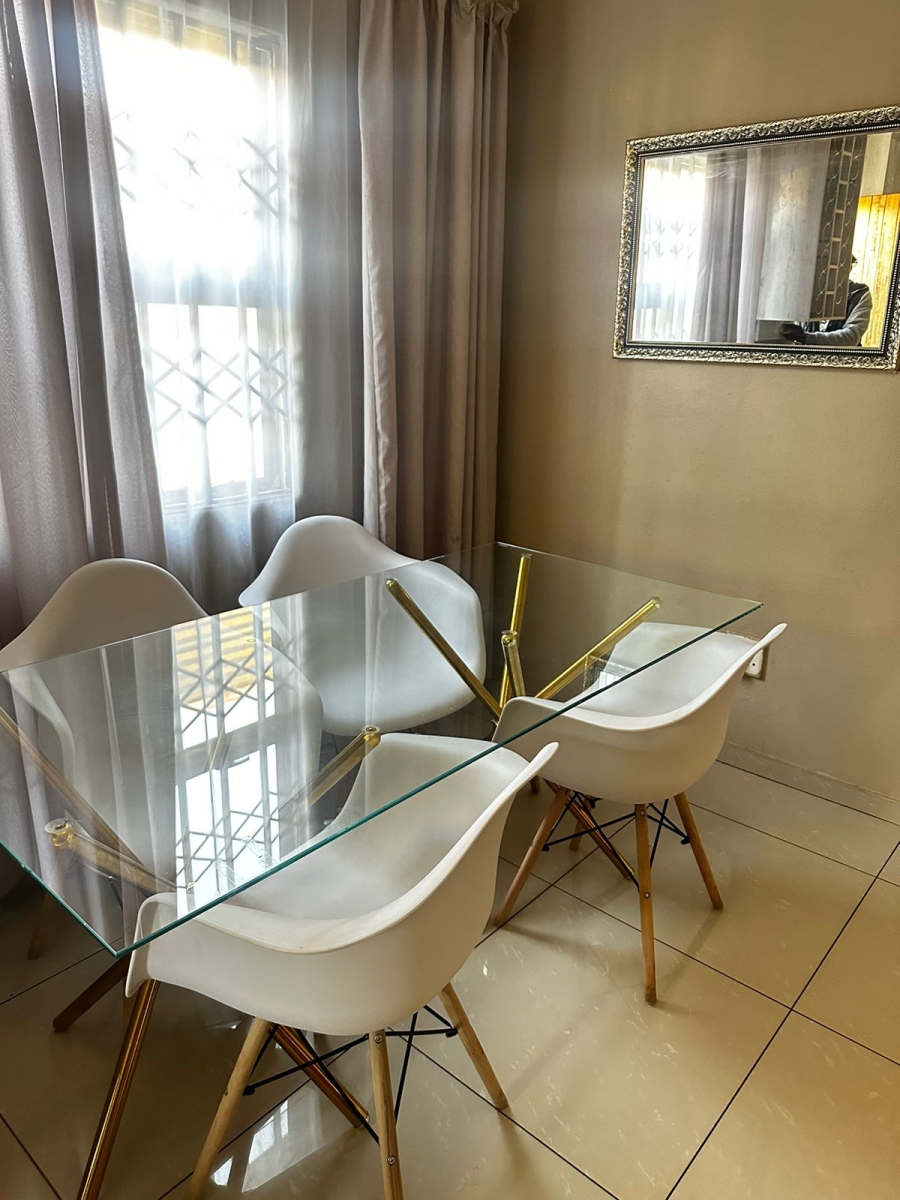 3 Bedroom Property for Sale in Windmill Park Gauteng