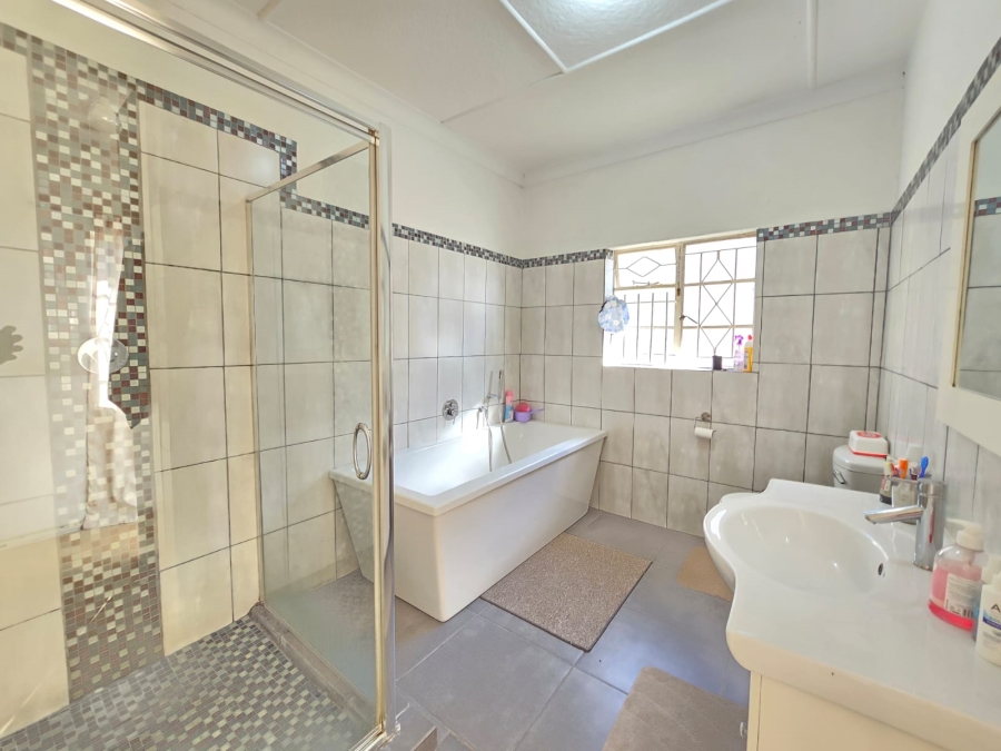 3 Bedroom Property for Sale in Edendale Gauteng